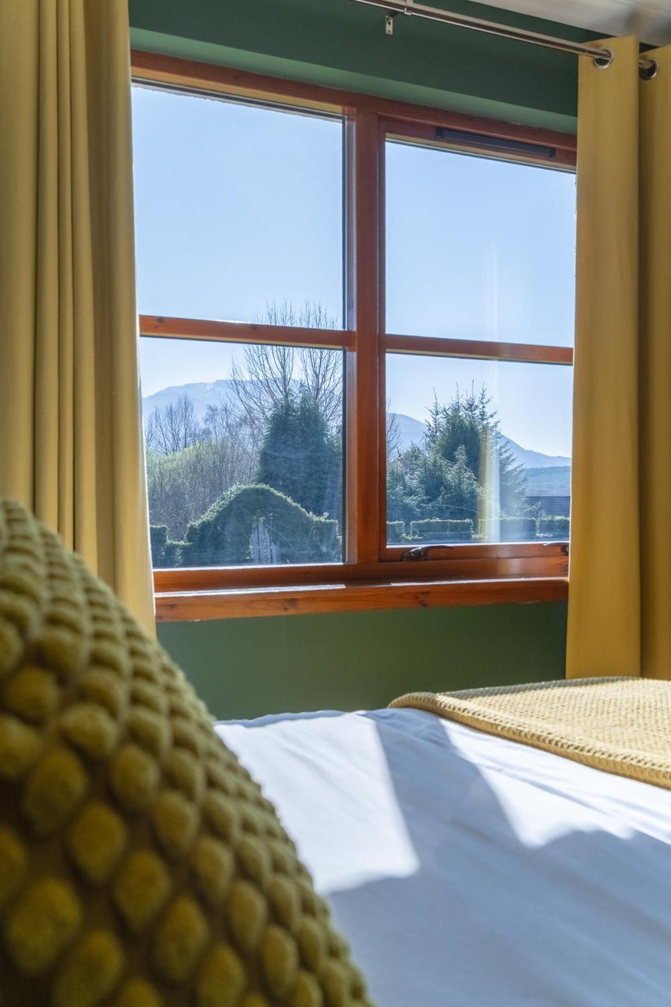 Mizpah Bed & Breakfast Near Ben Nevis Highlands Ройбрідж Екстер'єр фото